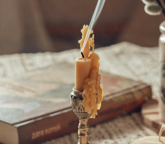 How to Safely Burn Beeswax Candles for Maximum Burn Time